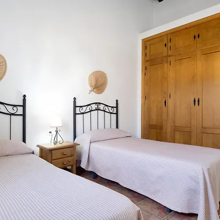 Landhuis Huerta Del Sol 1 *